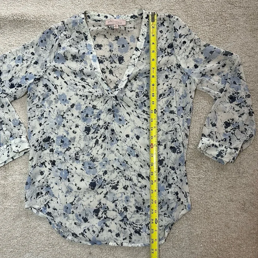 Philosophy Blouse Women’s Medium Sheer Floral White With Blue Flowers Sheer - Picture 9 of 14